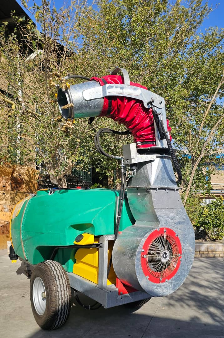 گالری تصویر سمپاش خورطومی اتومایزر 2000 لیتری با پمپ 145 ترک – چهار سیلندر و 16 نازله | غیاثی شاپ - 