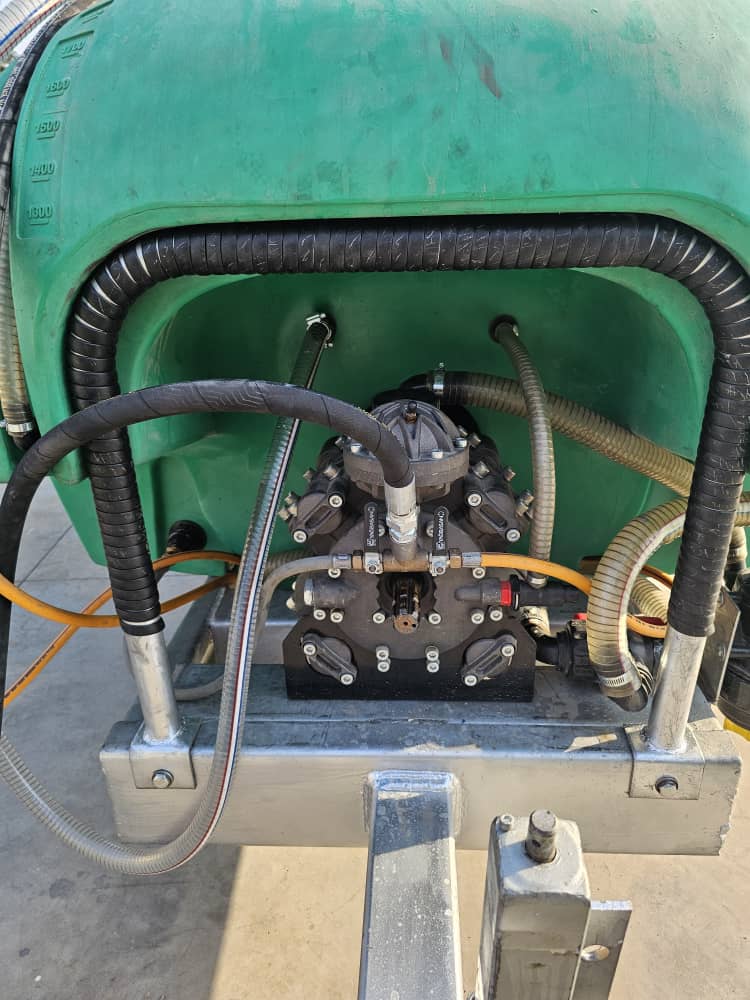 گالری تصویر سمپاش دو هزار تورببنی باغی پمپ 145ترک شانزده نازله ترک  - 