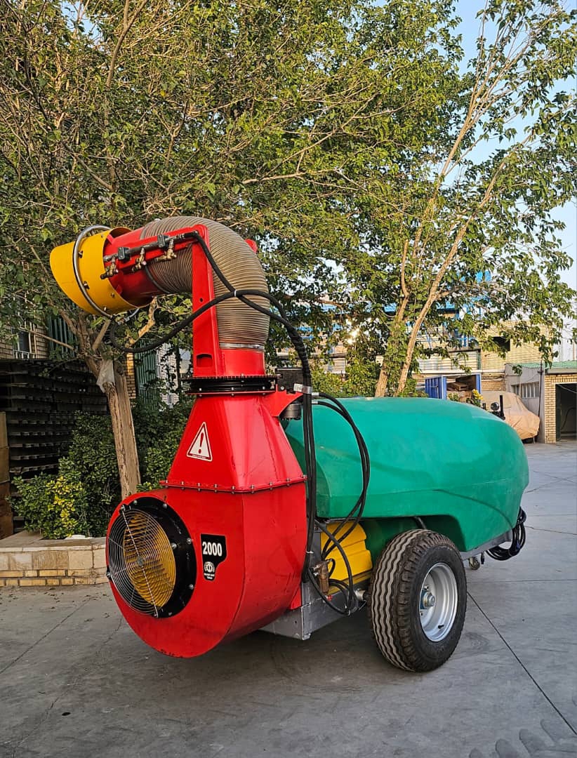 گالری تصویر سمپاش خورطومی اتومایزر 2000 لیتری با پمپ 145 ترک – چهار سیلندر و 16 نازله | غیاثی شاپ - 